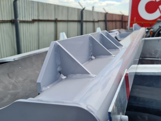 Przyczepy kontenerowe z&nbsp;obrotnicą